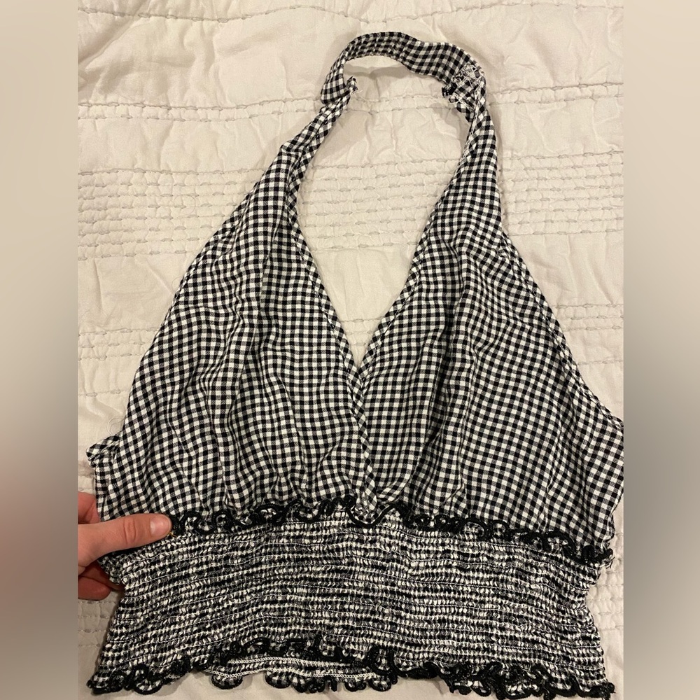 Sold on Curtsy 👗